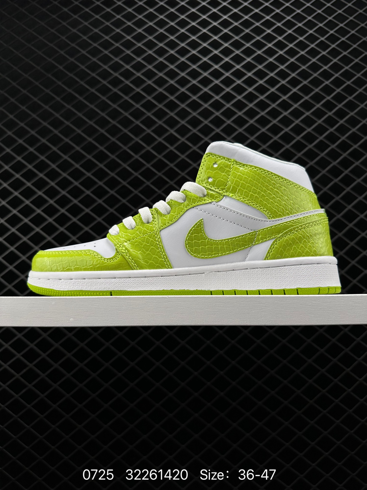 Air Jordan 1 High Zoom R2T